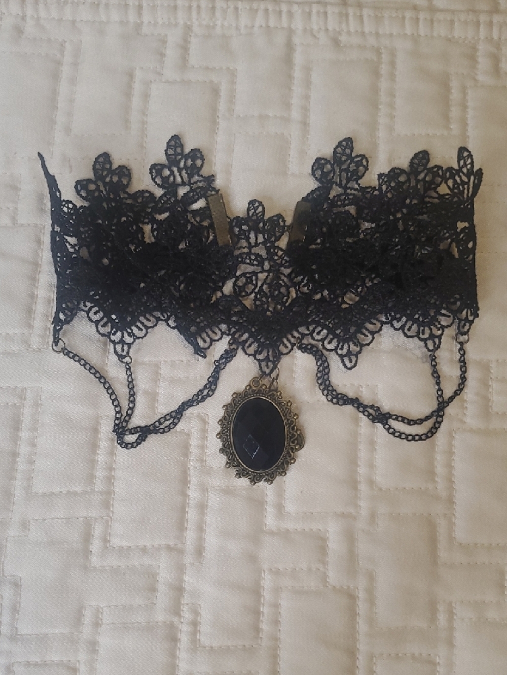 Black Lace Choker Necklace with Pendant